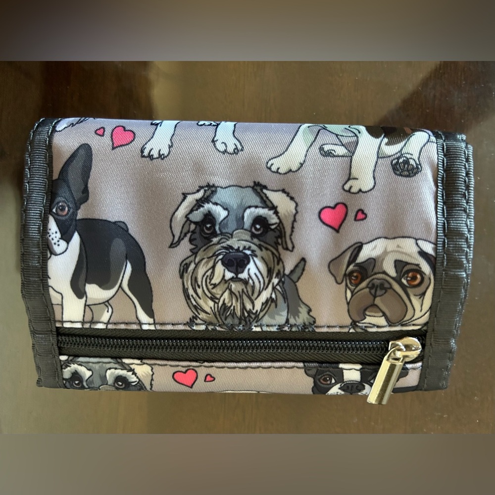 New Tri-Fold Doggies Wallet